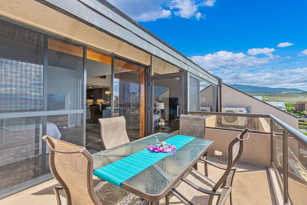 Kahana Condo | Sands of Kahana Penthouse Sandy Swimmable Beach Fully Remodeled Incredible View
