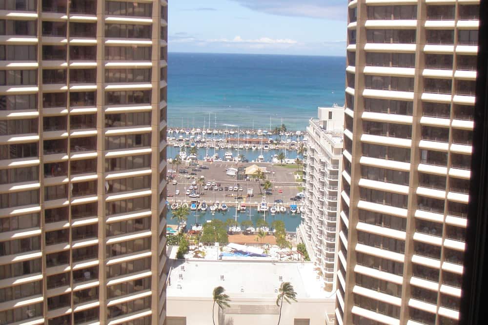 Waikiki Condo | Elegant Windsor Waikiki Condo