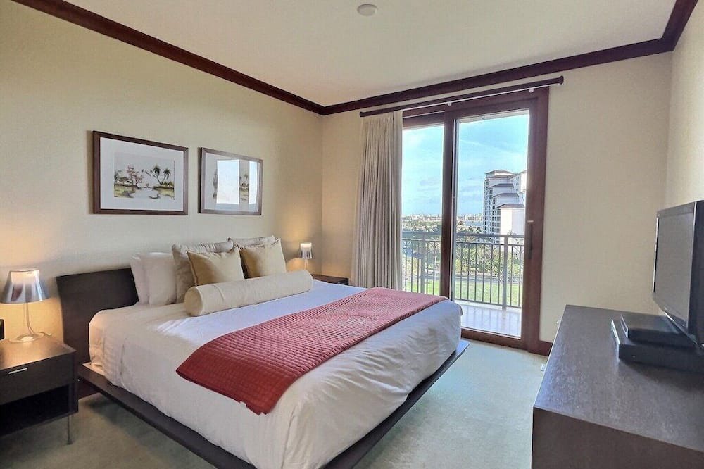 Ko Olina Condo | Luxurious Ocean View Suite - Beach Villas at Ko Olina 8th FL #O824 - End Unit