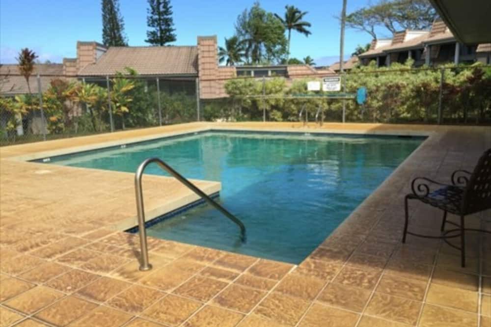 Princeville House | Beautiful 2/2 Townhouse in Princeville, Free WiFi, Cable TV, BBQ, beach gear