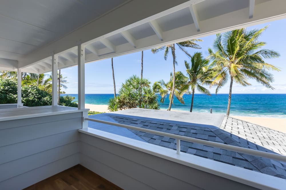 Pupukea House | Log Cabins Beach Home