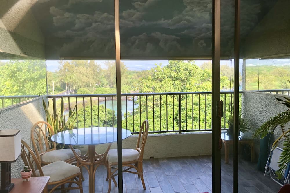 Hilo Condo | Epic Oceanfront Penthouse with Best Views in Hilo!