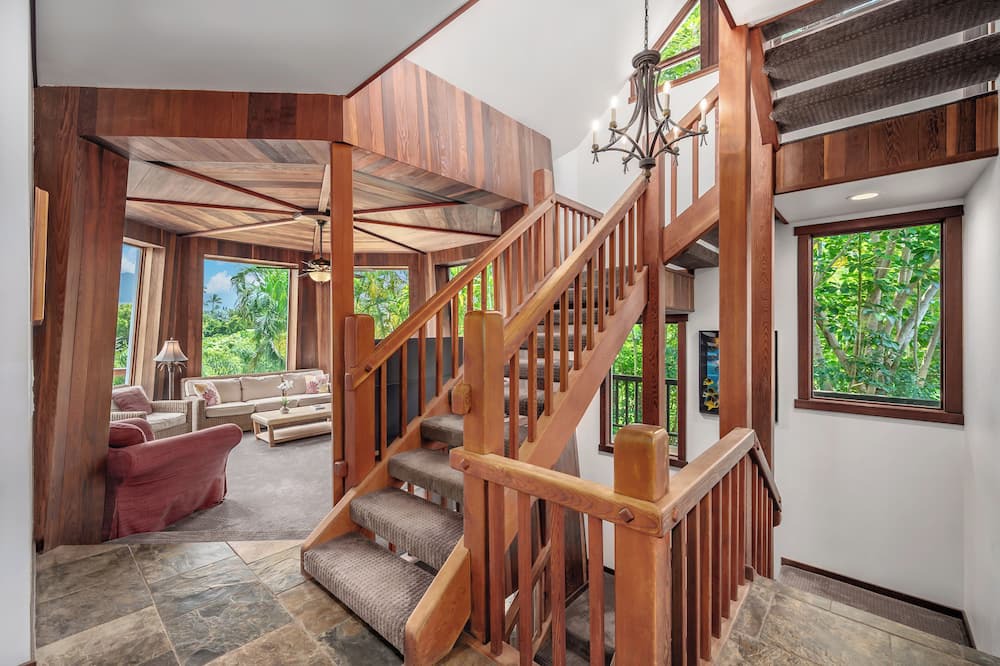 Princeville House | FLASH 15% OFF SALE! Stunning Tri-level Villa - Outdoor Lava Rock Shower w/Lanai