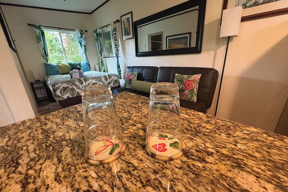 Hilo Apartment | Discover Tranquility at Palm Studio: Your Gateway to Nature in Hilo Town!