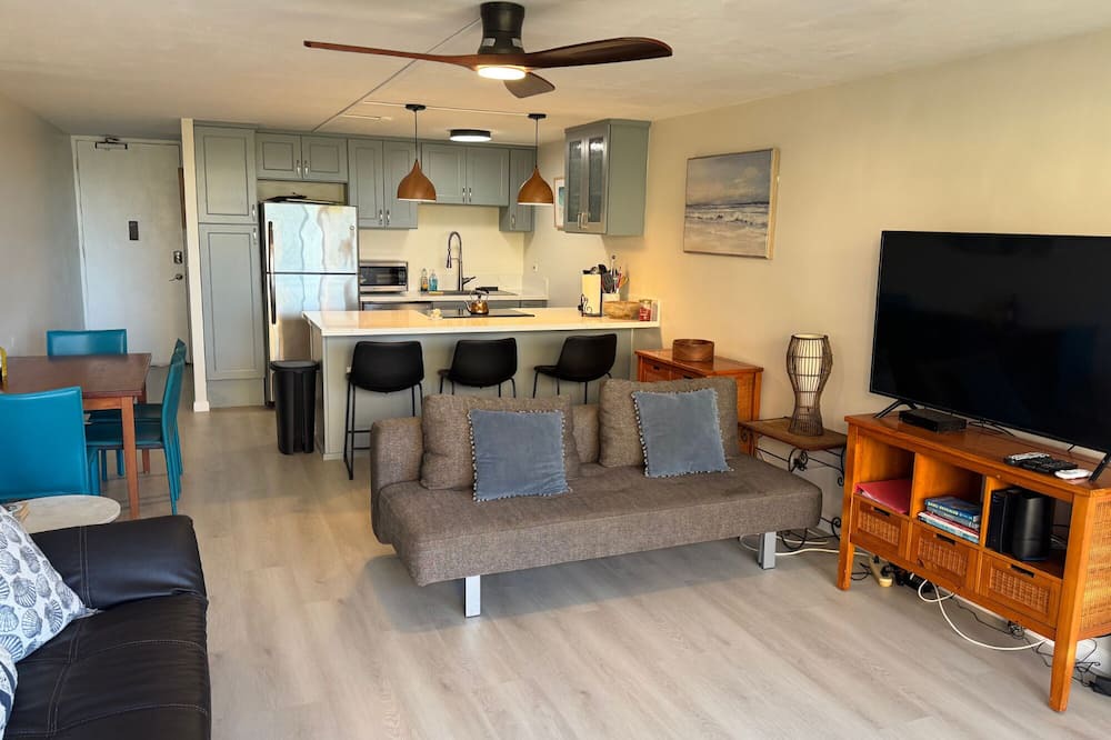 Mokuleia Condo | Oahu North Shore Cozy Condo Steps From The Beach
