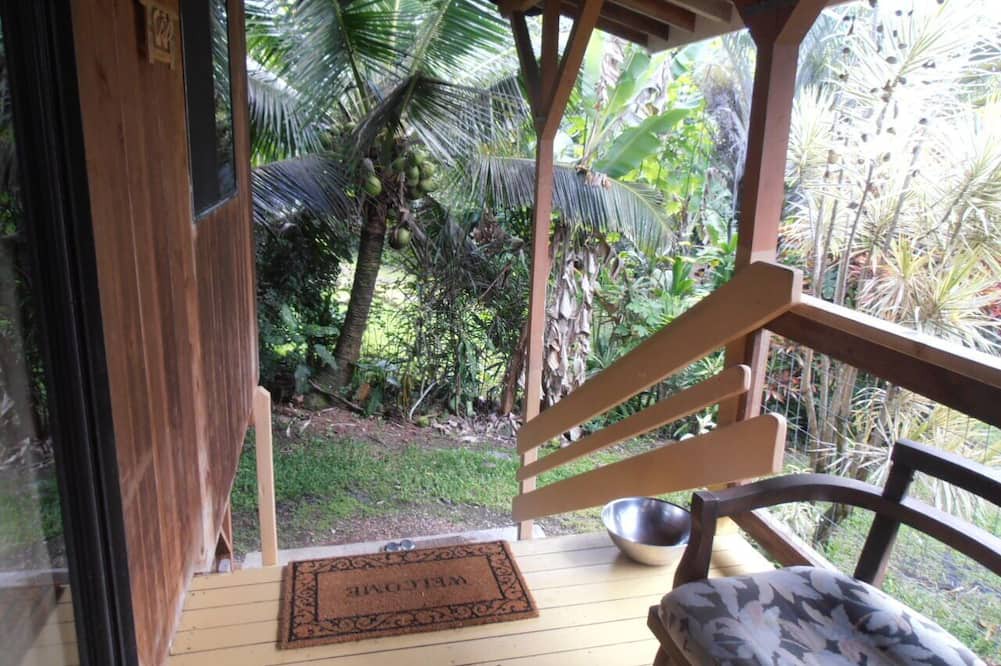 Kehena House | Hikina House- cozy yet airy-Walk to Kehena Beach
