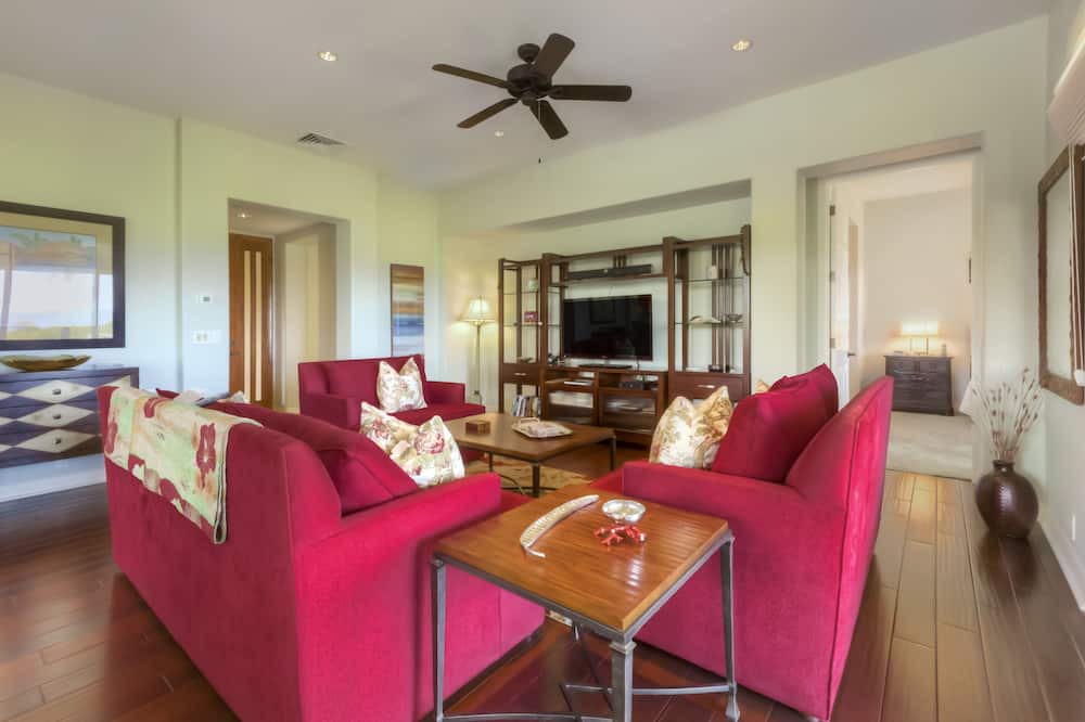 Kamuela Condo | Awesome Mauna Kea Condo With Unobstructed View Of Ocean, Sunset, And Golf Course