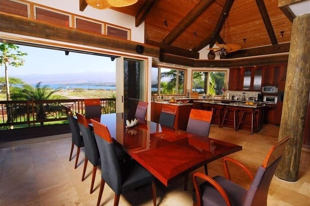 Puako Villa | ALOHA SANDS BEACH FRONT VILLA + APARTMENT