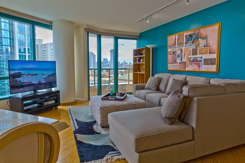 Waikiki Condo | Spectacular High Floor, Fully Furnished 2 Bdrm/2.5 bath With Ocean & City Views