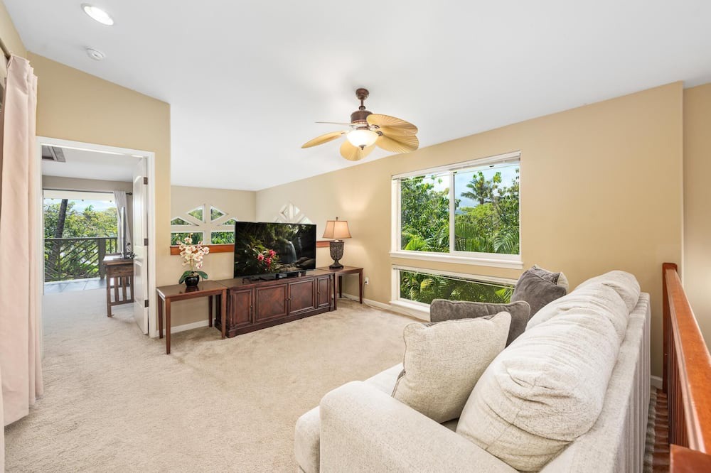 Waikoloa House | Family Fun! Poolside, Pool Table, and Hilton Pool Pass for '26