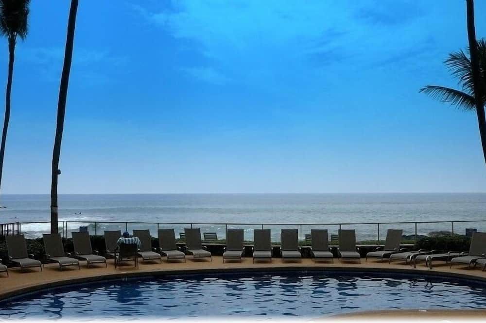 Historic Kailua Village Condo | OCEANFRONT Kona Reef, Top Rated Reviews