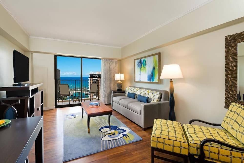 Waikiki Condo | Stunning 2 bedroom at Hilton Hawaiian Village, Grand Waikikian.