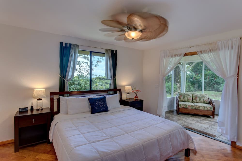 Ninole House | Home with Ocean Views Along the Hamakua Coast