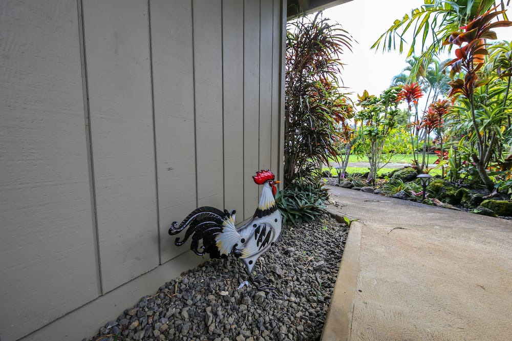 Princeville House | STUNNING! Princeville 3BR/3BA Home on Golf Course-Mtn Views, screen in Lanai!