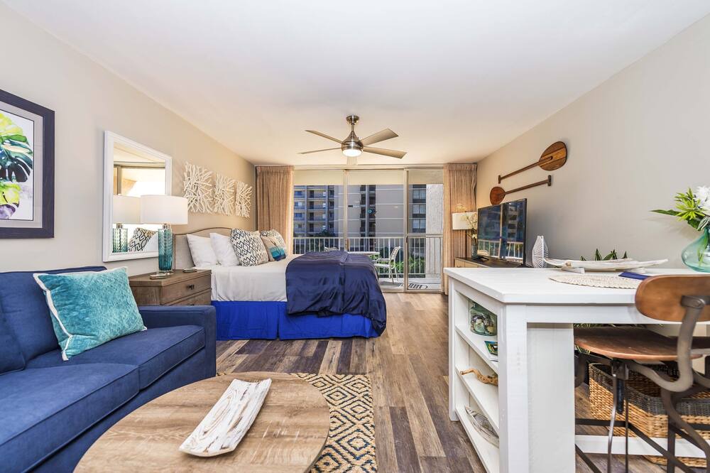 Kahana Condo | Fabulous Oceanview Studio 318 at Royal Kahana