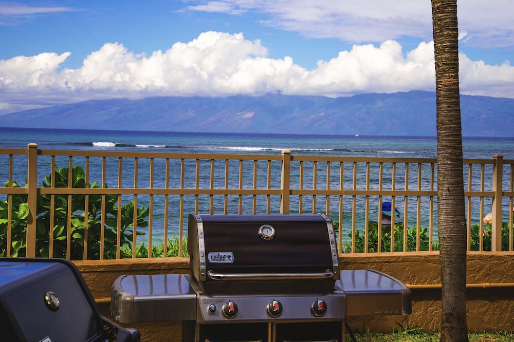 Kahana Condo | Flash Sale! Fabulous Oceanview Studio 318 at Royal Kahana