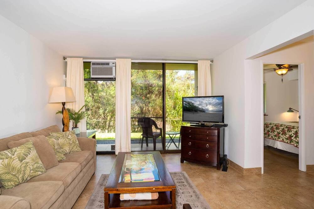 Kihei Condo | Pacific Shores #B-109 Convenient Location, Walk Everywhere, Close to beach!