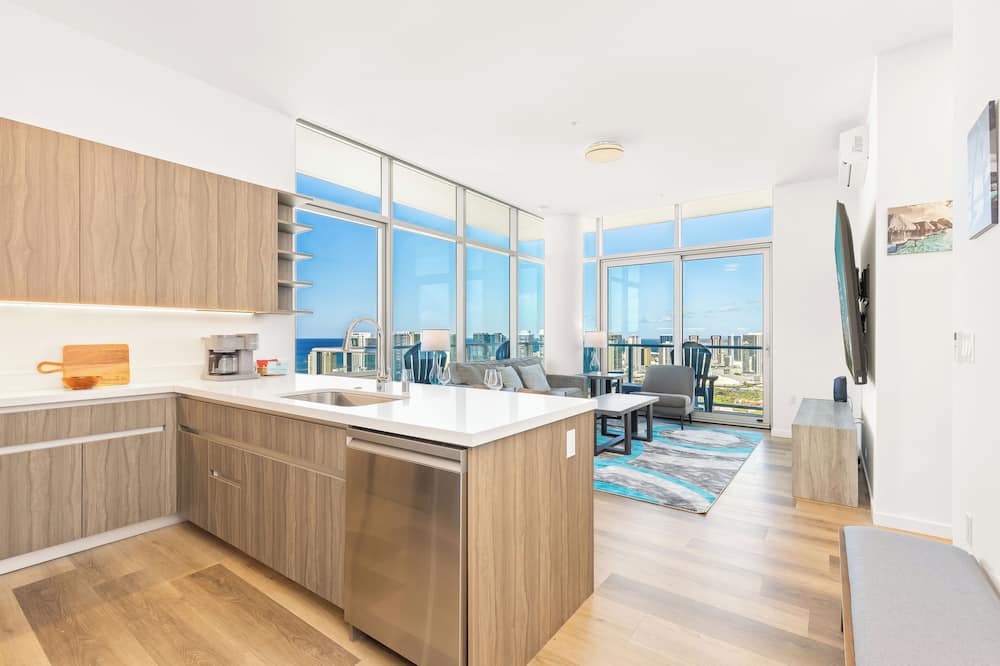 Ala Moana Condo | Breathtaking Ocean View Penthouse in the Heart of Honolulu