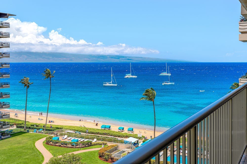 Kaanapali Condo | 8th Floor 2BR Corner Suite with Oceanview Balcony