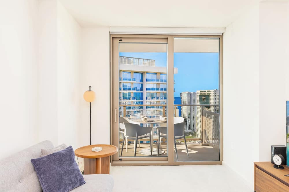 Ala Moana Condo | Luxury Sky Ala Moana Condo with Ocean & City Views