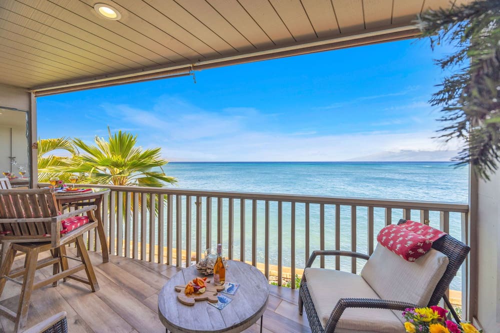 Kahana Condo | Oceanfront Remodeled Studio Pohailani 203 - Lanai Ocean Views - Cold AC