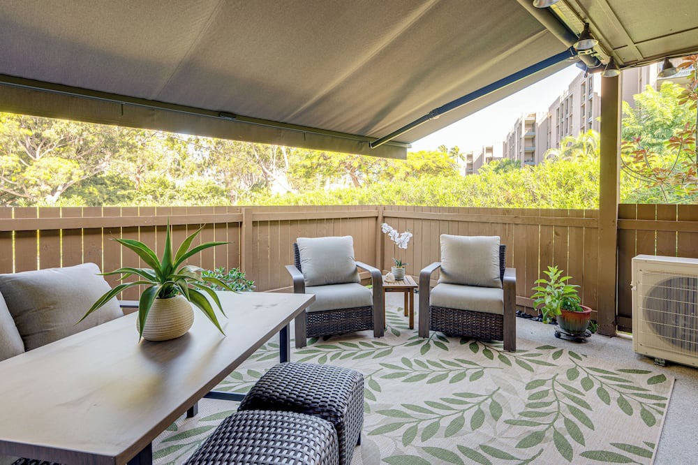 Kahana House | Walk to Beach, Pool Access! 'Kahana Coastal Condo'