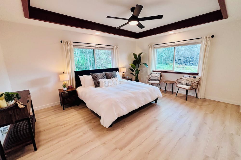Ocean View House | Private Island Basecamp Lanai, BBQ & Beach Gear