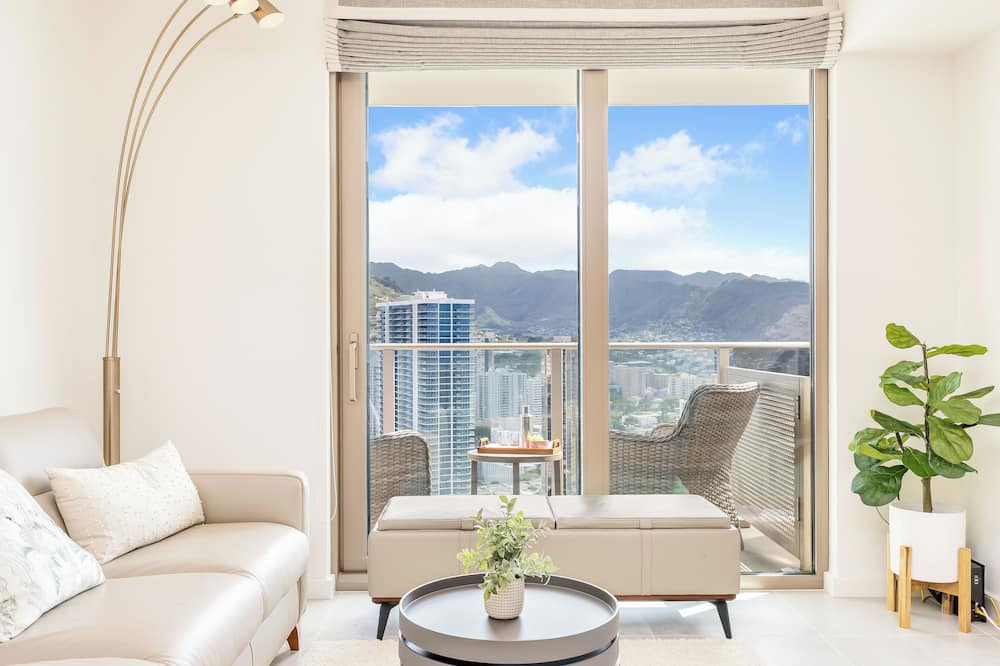 Ala Moana Condo | Sky Ala Moana Luxury Condo Offering MT Views and Top Amenities