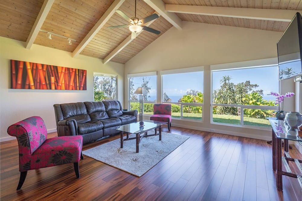 Kalaoa House | Relaxing and Peaceful Big Island Home Kailua Kona