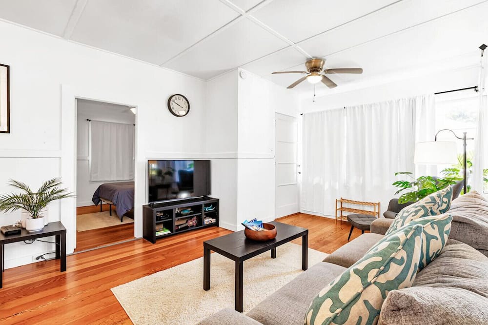 Hilo House | HILO HAVEN-4Bd2Ba Entire House w A/C, BBQ, Firepit