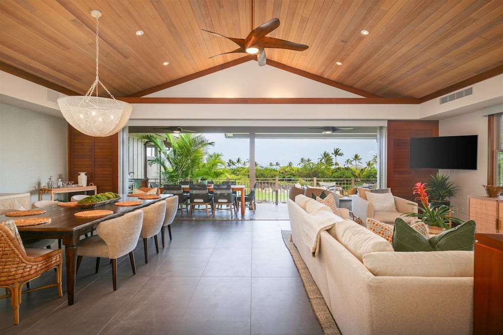 Kaupulehu House | Kaulu Villa 129D – Updated & Modern Island Villa | Onsite Staff & Daily Housekeeping