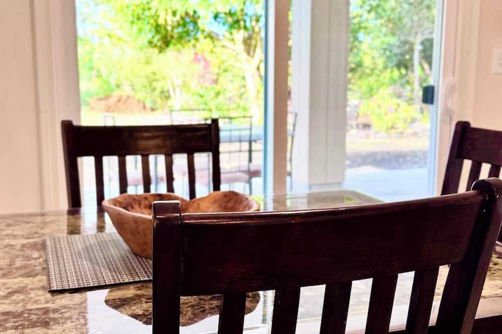 Keaau House | 3BR 2BA Home + Own Private Tropical Orchard!