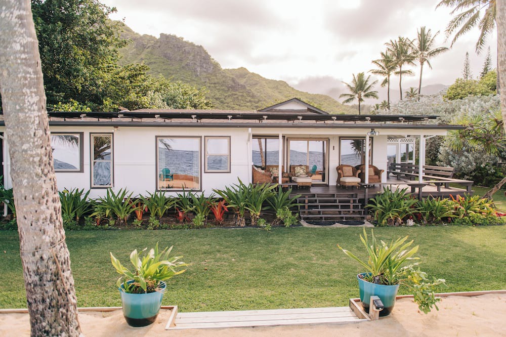 Punaluu House | 🌊 Ocean Views & Island Vibes – Your O'ahu Escape! 🌺