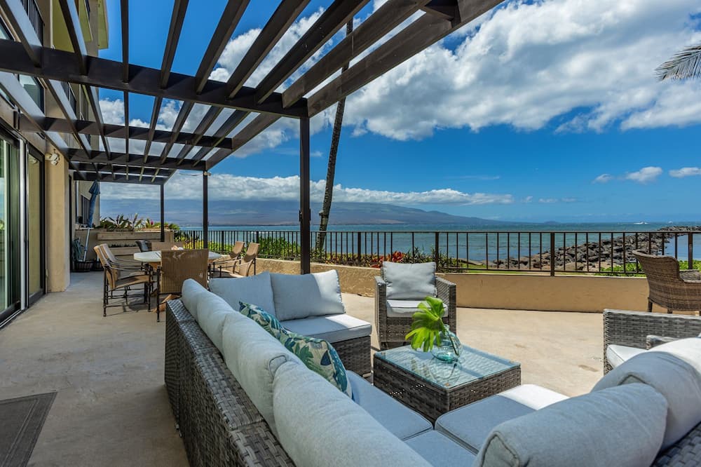 Maalaea Condo | Stunningly Spacious 4-Bedroom Condo With Extra Large Panoramic Ocean View Lanai