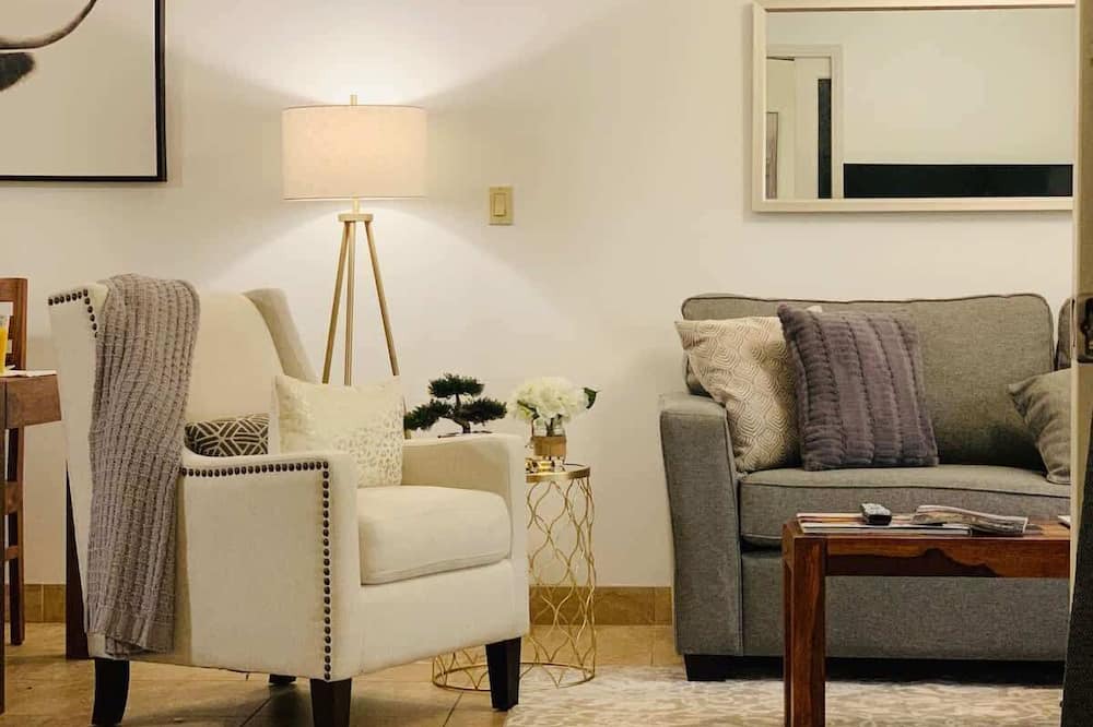 Kihei Condo | Luxe Maui Beach Retreat Walk to Kamaole Beach