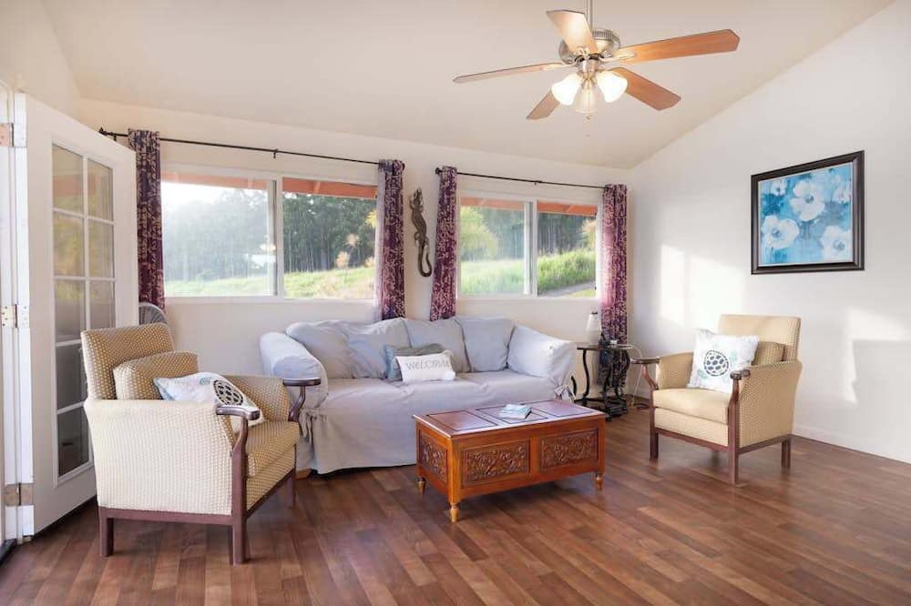 Ninole House | NEW Fall Sale Hamakua Coast Ocean Views on Two Private Acres