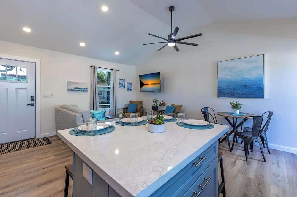 Wailuku Apartment | Modern 3BR Maui Home with AC | Central Location Near OGG & Wailuku