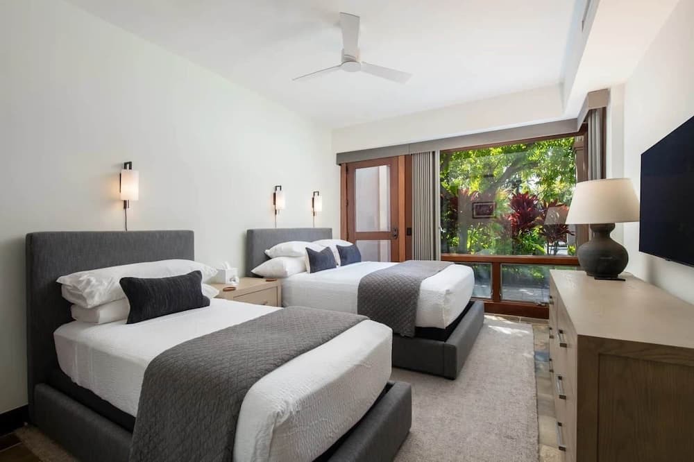 Kaupulehu Villa | Hualalai Fairway Villa 120C: Golf Views