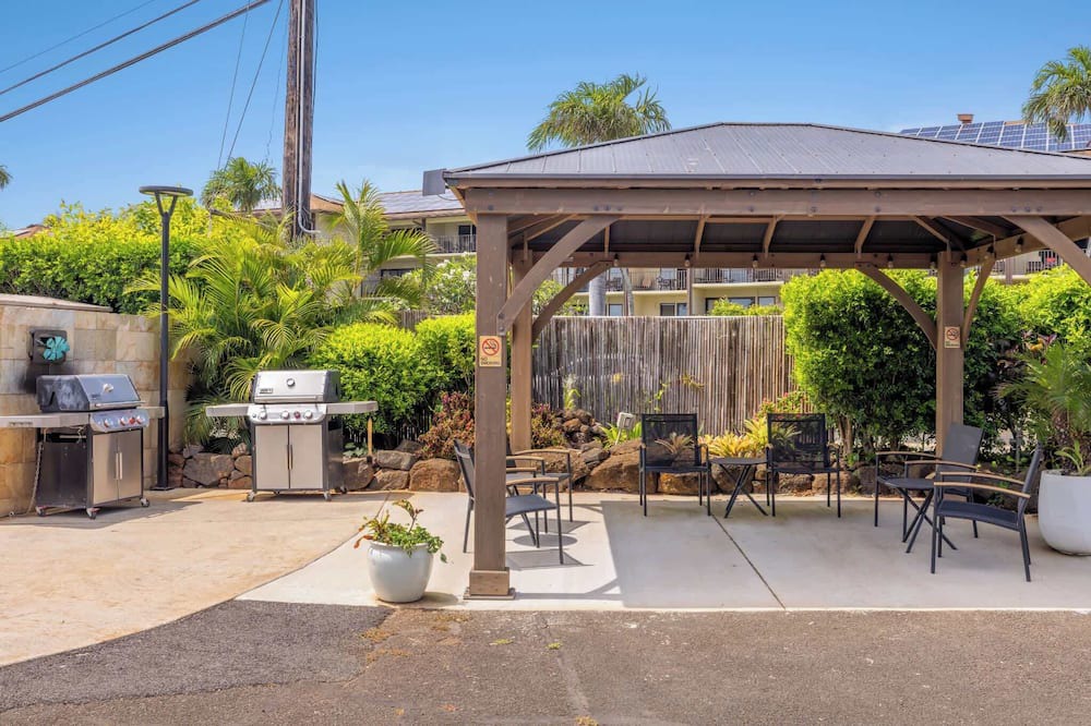 Poipu Apartment | Kuhio Shores 416 — Spectacular Top-Floor Oceanfront, AC