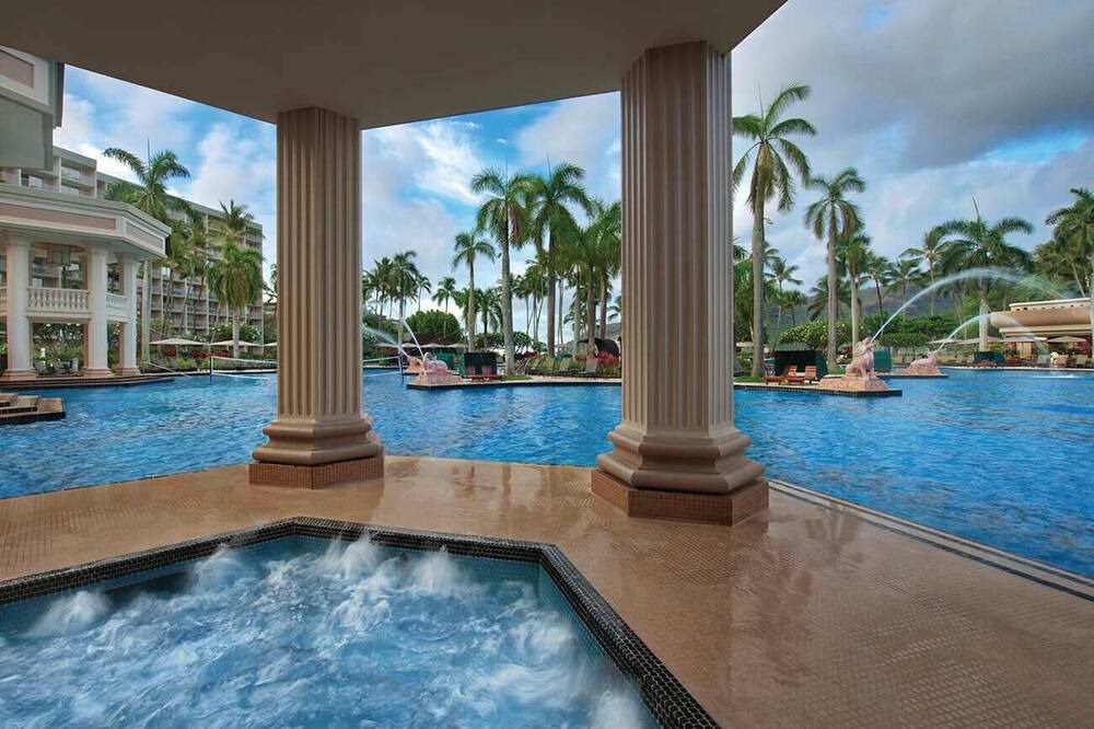 Lihue Condo | Marriott's Kaua‘i Beach Club | Three Parlor Suites