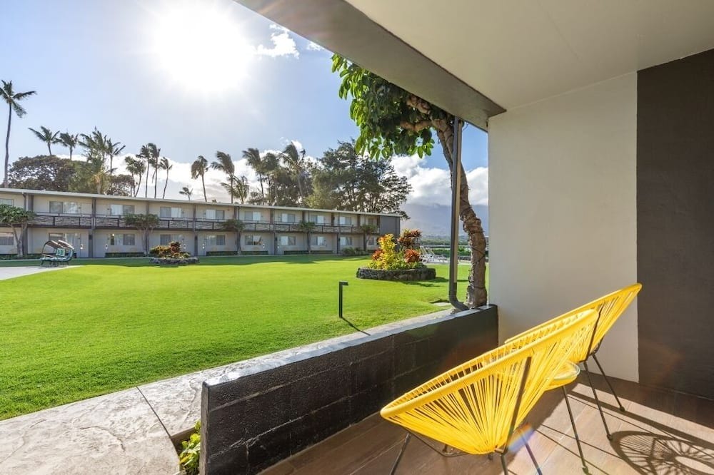 Kahului Hotel | Romantic Maui Escape | Minutes to Maui Nui Botanical Gardens - 1.4 mi | Pool