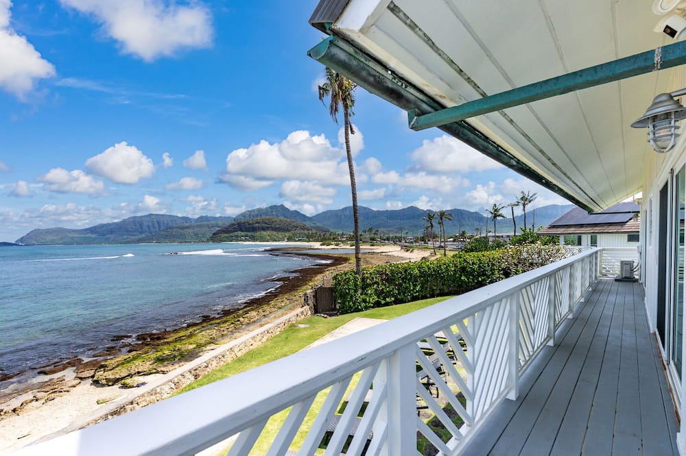 Maili House | Mā’ili Blue by Gather: Oceanfront Retreat w/Beach Access & Sunset Views