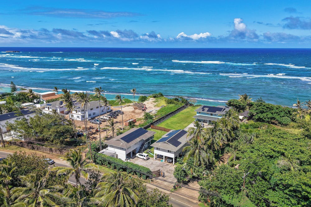 Laie House | 4BR Oahu Retreat - Steps to Beach - Laie Hawaii
