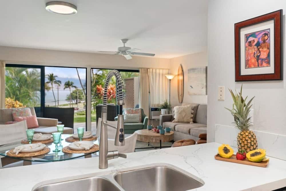 Kihei Condo | First Floor Unit w Ocean Views. Walk to Beach!