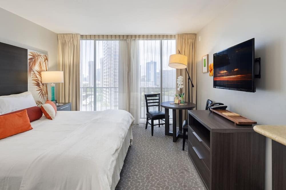 Waikiki Apartment | Cozy Room in Heart of Waikiki