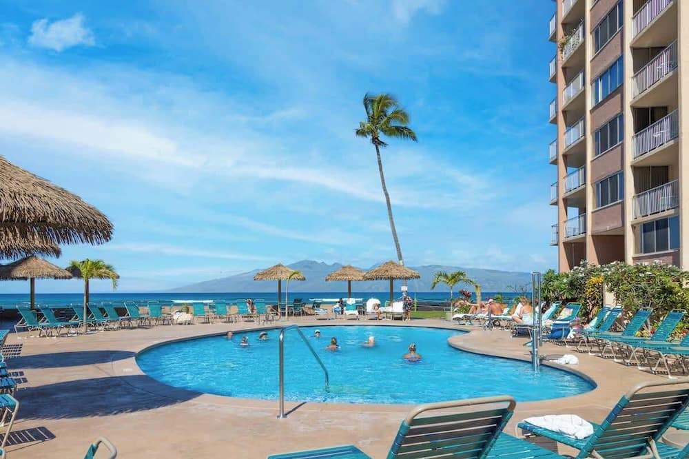 Kahana House | Updated oceanview Hawaiiana style 1 bedroom resort condo, AC, walkable area