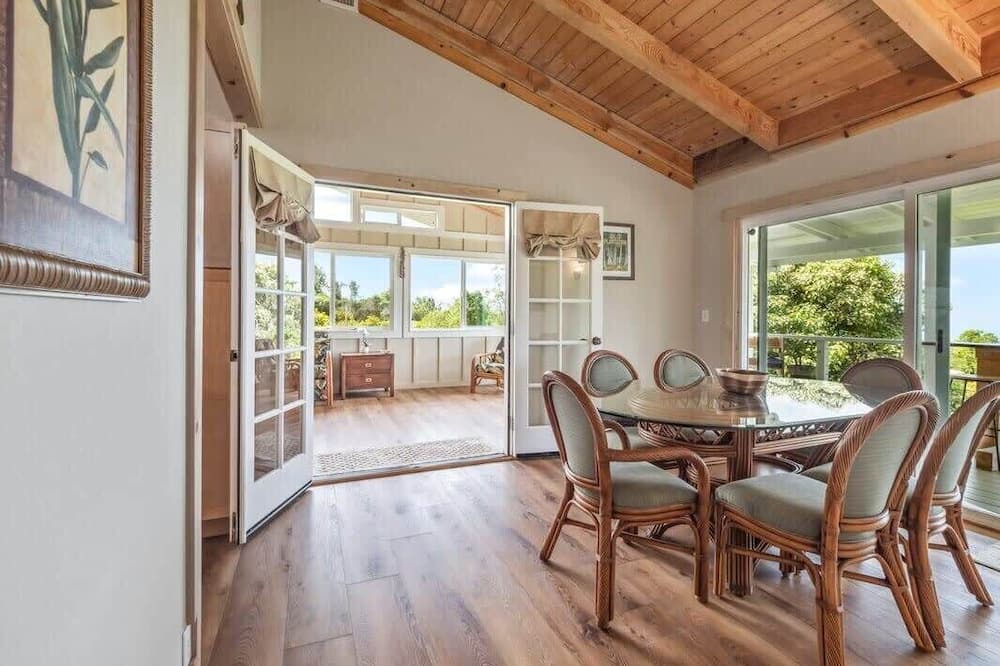 Papa House | South Kona Farm House - 30 day minimum rental