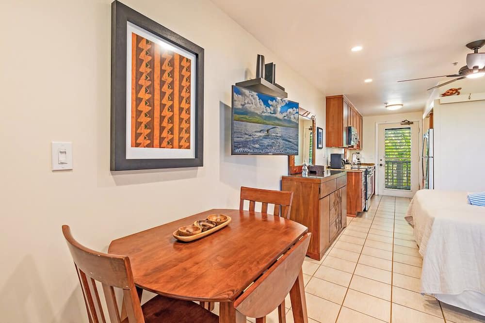 Napili Condo | Aloha Condos, Napili Bay Resort, Condo 212, Beach View