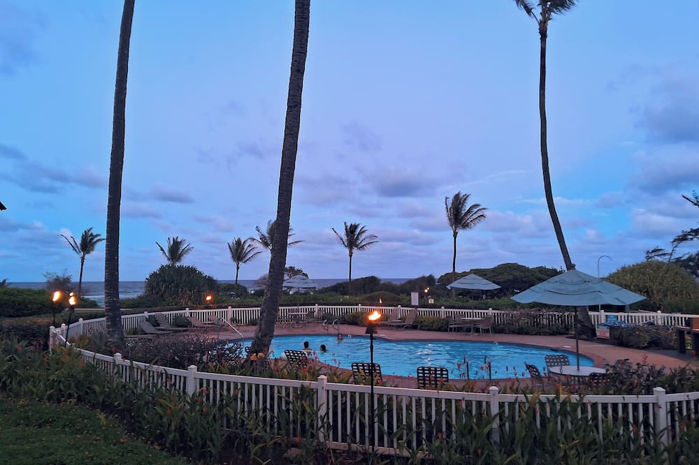 Lihue Condo | Ocean view 2 bedroom centrally located condo. Steps from the ocean!