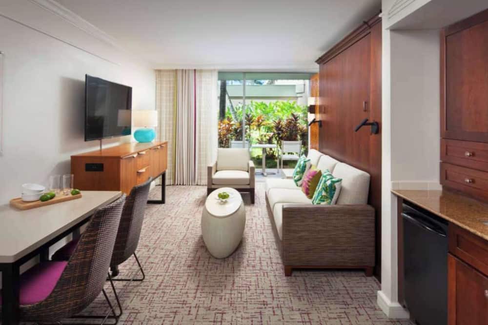 Lihue Condo | Marriott's Kaua‘i Beach Club | Parlor Suite